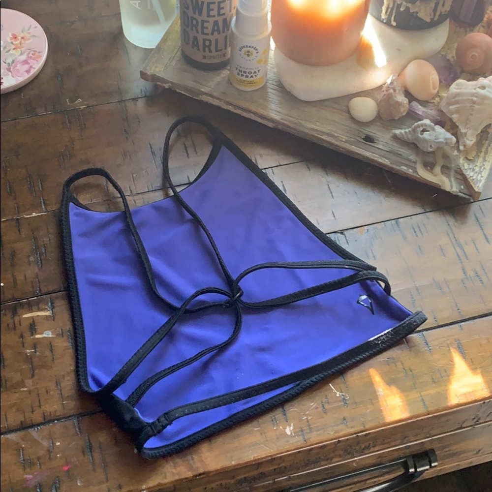 Ivivva by Lululemon girls reversible bikini top